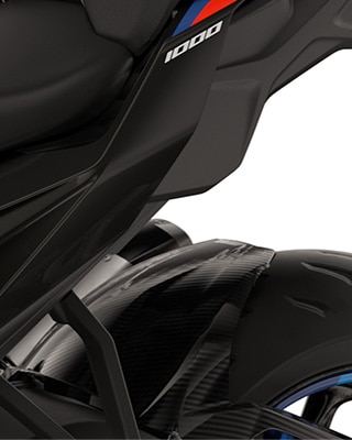 Los componentes de fibra de carbono del paquete M Competition de la M 1000 XR de BMW Motorrad