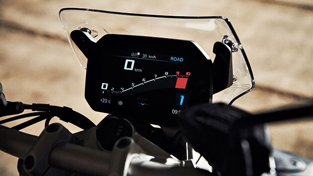 BMW R 1250 R con pantalla TFT y Connectivity